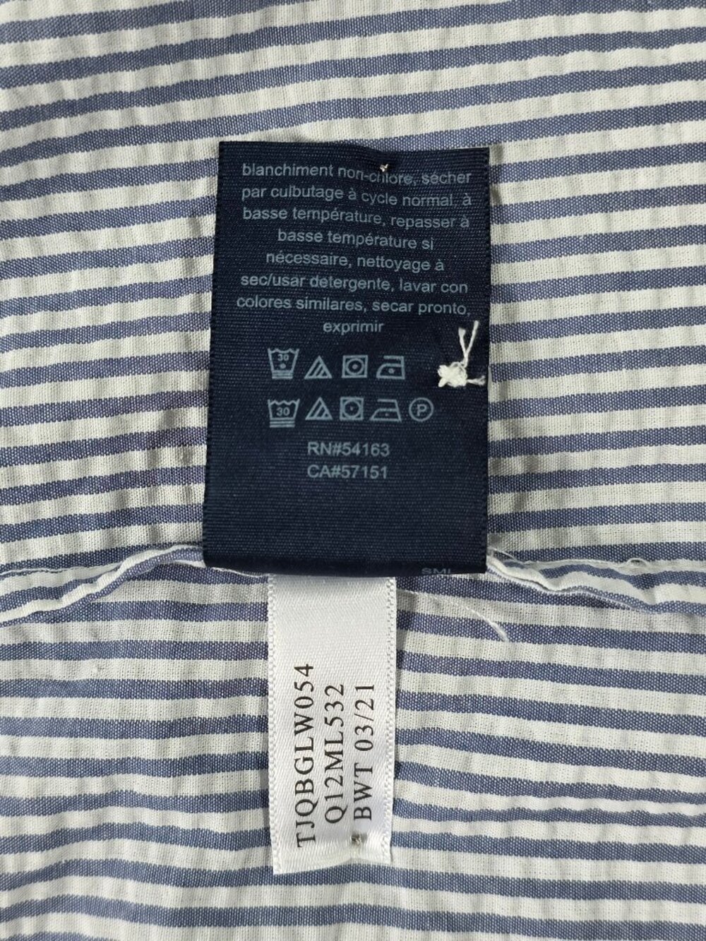 NWT Tommy Hilfiger Blue/White Pinstripe  Sleeveless button-up top - Picture 8 of 9